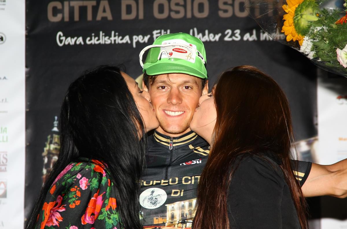 Giovanni Lonardi vince la Notturna di Osio Sotto