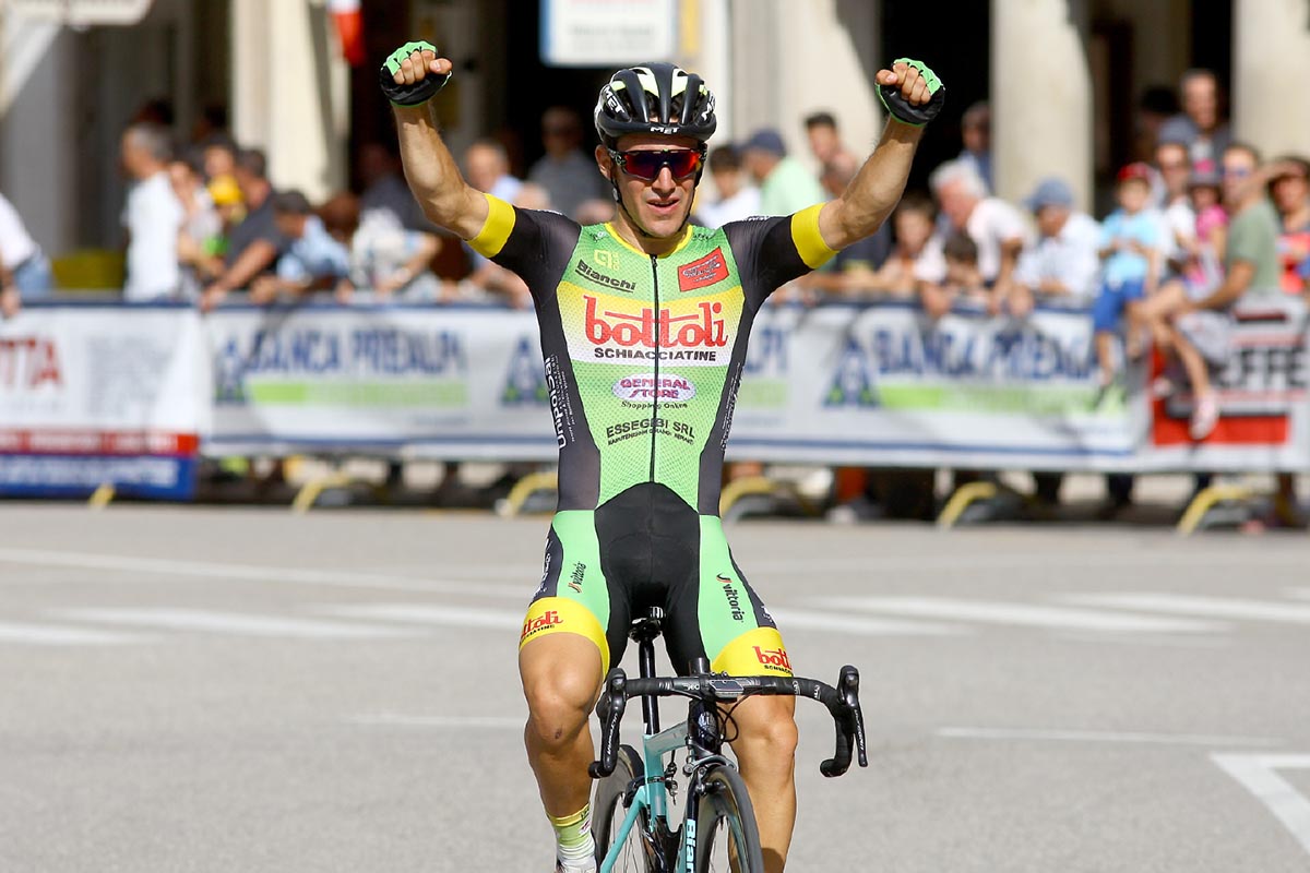 Cristian Rocchetta vince a Ceneda di Vittorio Veneto il 57° Circuito dell Assunta