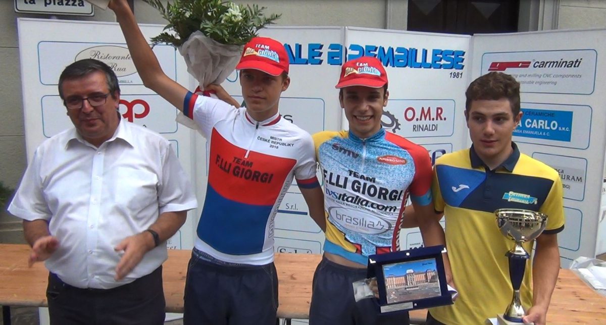 Il podio Allievi della cronometro di San Pellegrino Terme vinta da Andrea D'Amato