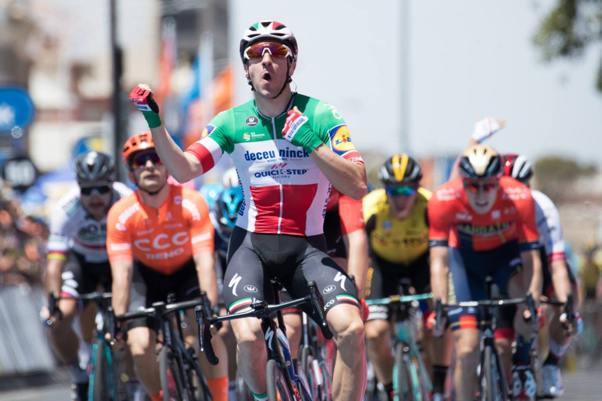 Elia Viviani vince la prima tappa del Tour Down Under