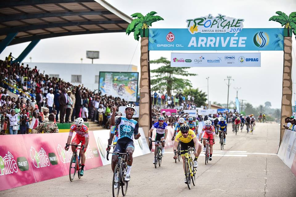 Lorrenzo Manzin vince la quarta tappa della Tropicale Amissa Bongo