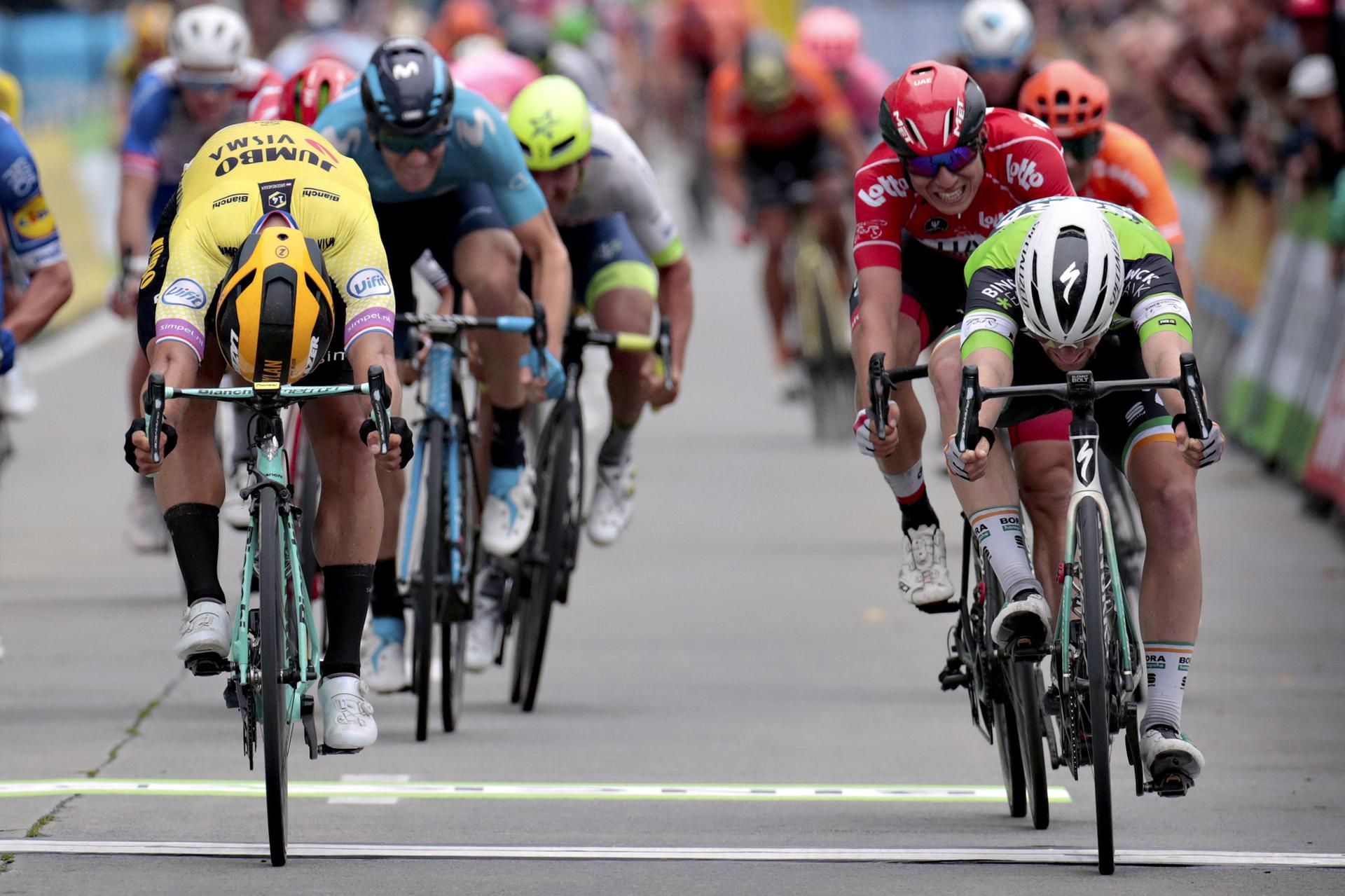 Sam Bennett firma il tris nella terza tappa del Binck Bank Tour (foto BettiniPhoto)