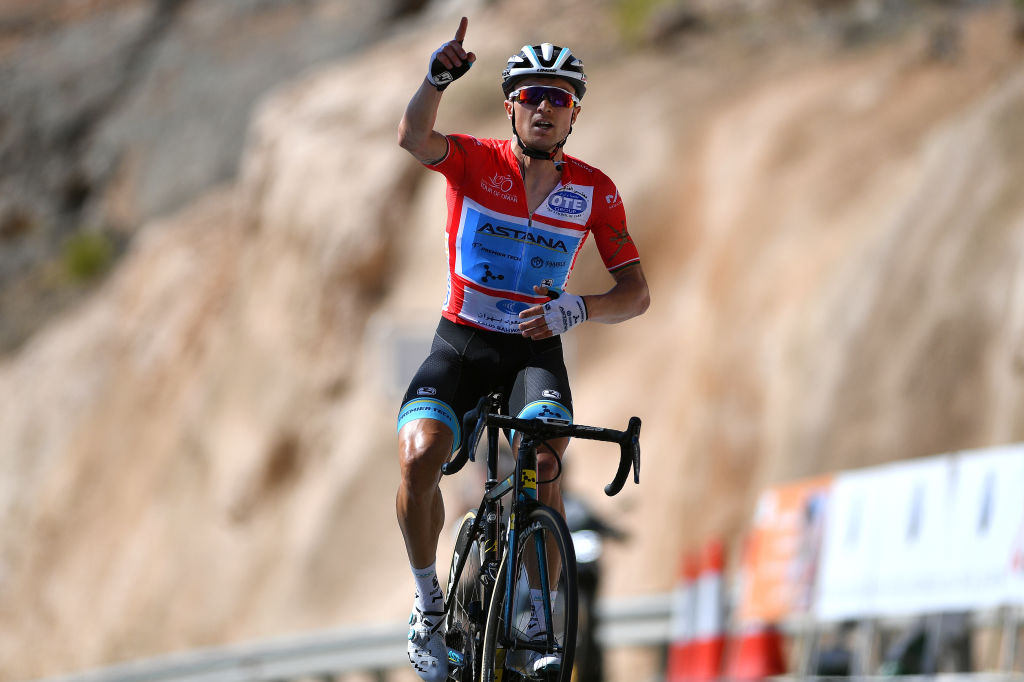 Alexey Lutsenko vince alla Green Mountain la tappa regina del Tour of Oman