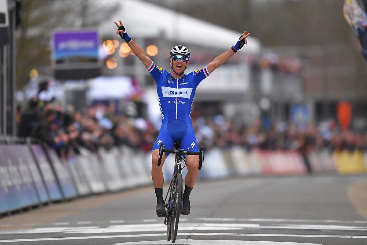 Zdenek Stybar vince la Omloop Het Nieuwsblad 2019 (foto Tim de Waele/Getty Images)