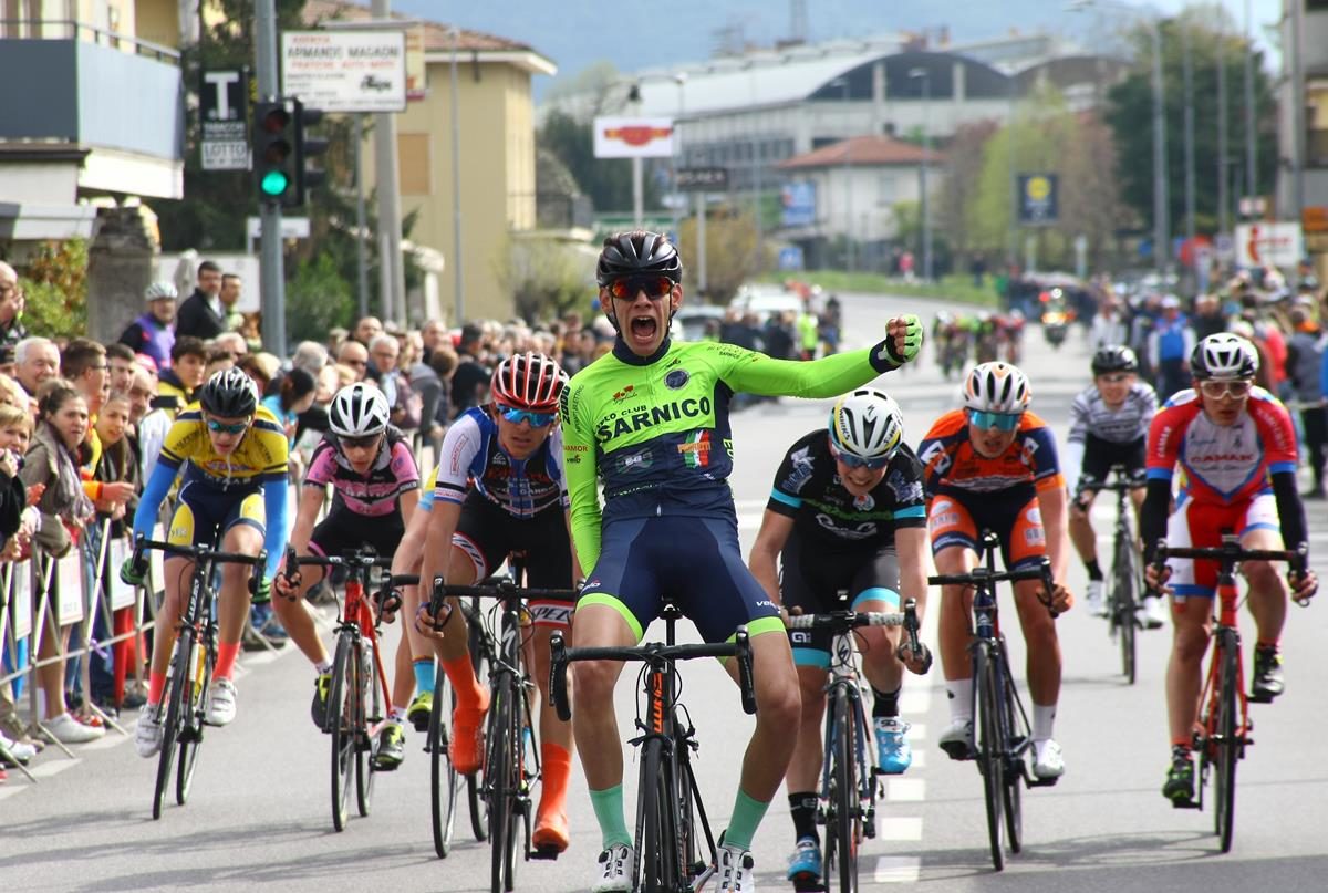 Sebastiano Minoia vince a Seriate (foto Berry)