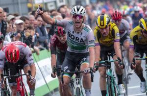 Sam Bennett vince la prima tappa del Binck Bank Tour 2019 (foto BettiniPhoto)