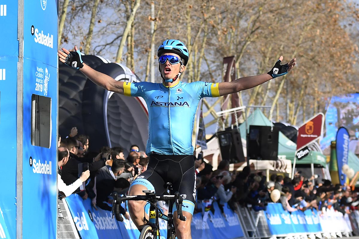 Pello Bilbao vince la prima tappa della Vuelta a Murcia