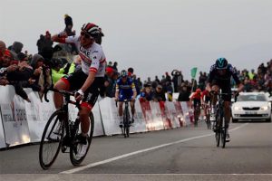 Tadej Pogacar vince la seconda tappa della Volta ao Algarve