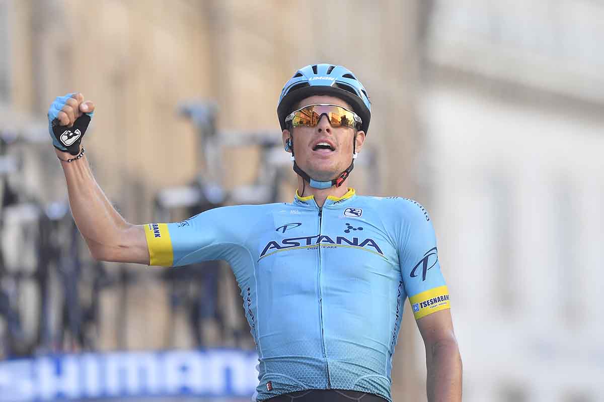Jakob Fuglsang vince la quinta tappa della Tirreno-Adriatico 2019 (foto LaPresse)