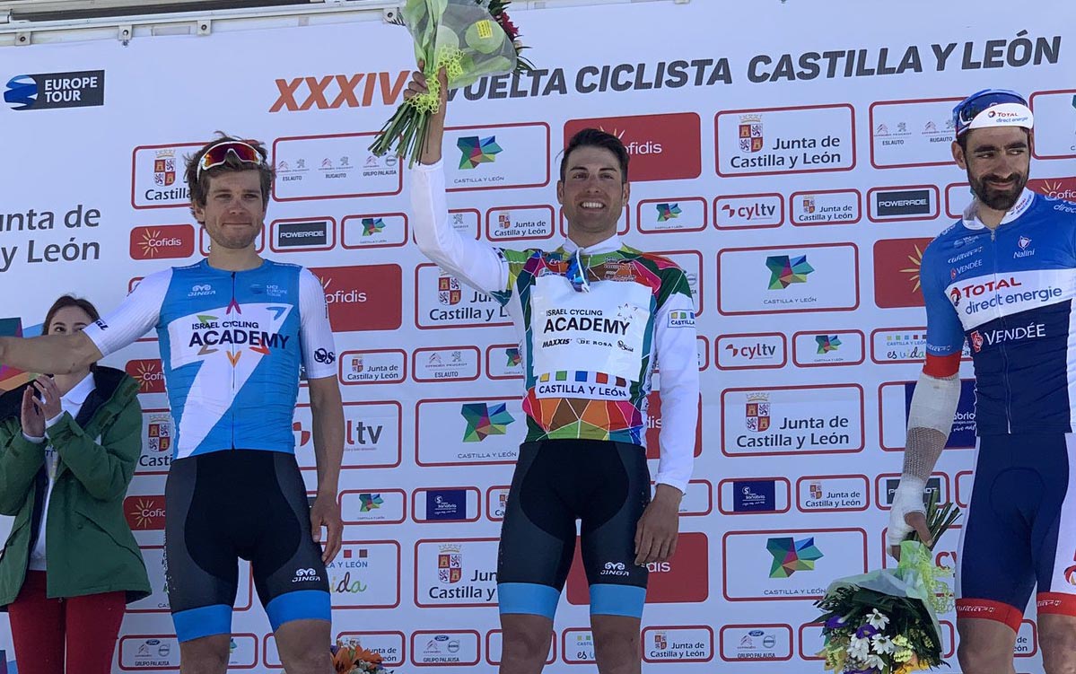 Il podio finale della Vuelta Castilla y Leon 2019 vinta da Davide Cimolai