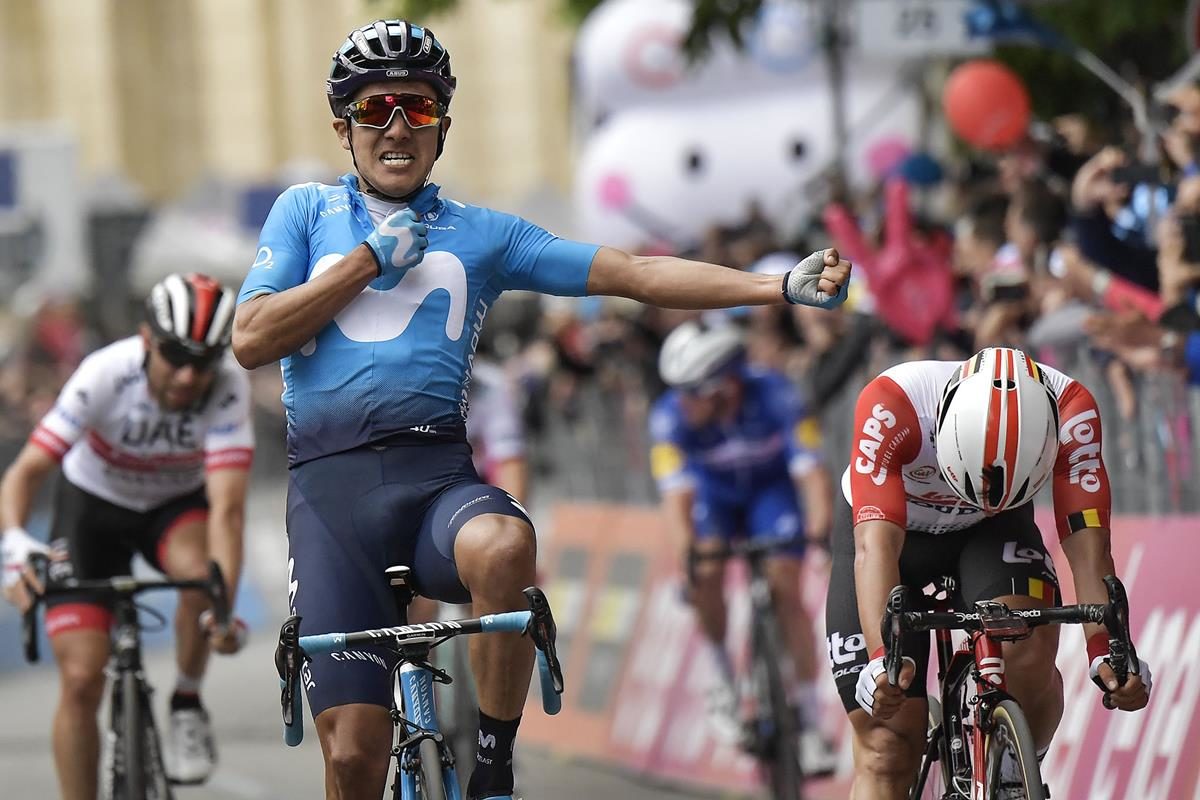 Richard Carapaz vince la quarta tappa del Giro d'Italia 2019 (foto LaPresse)
