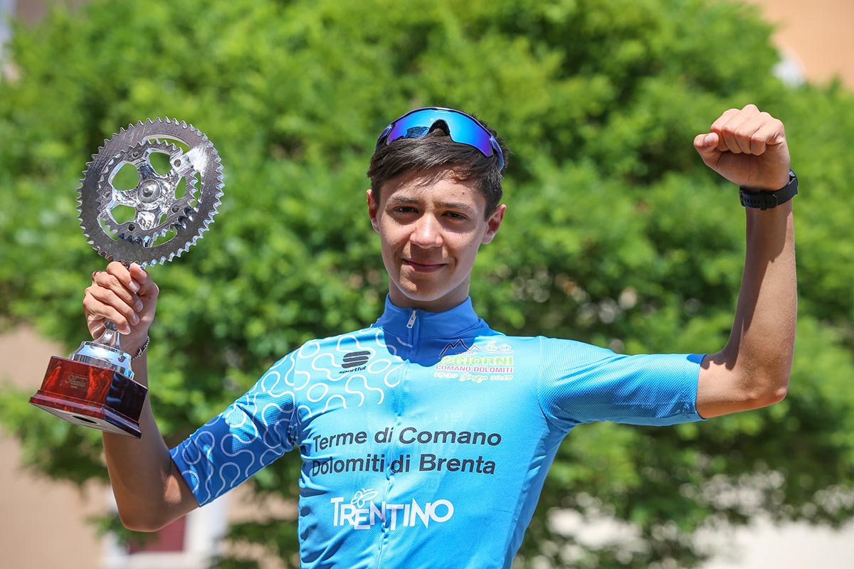 Il vincitore della classifica finale della Tre Giorni Alessandro Pinarello