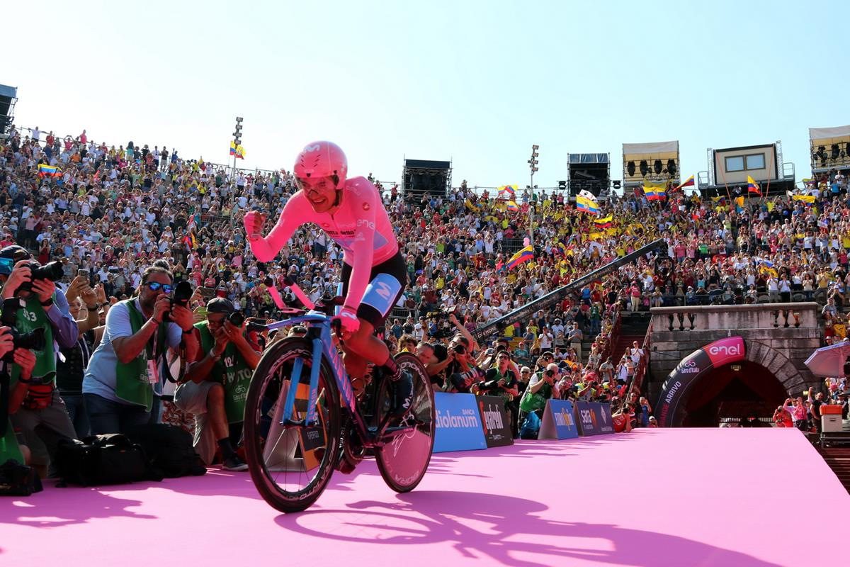 L'ecuadoriano Richard Carapaz vincitore del Giro d'Italia 2019 (foto Photobicicailotto)