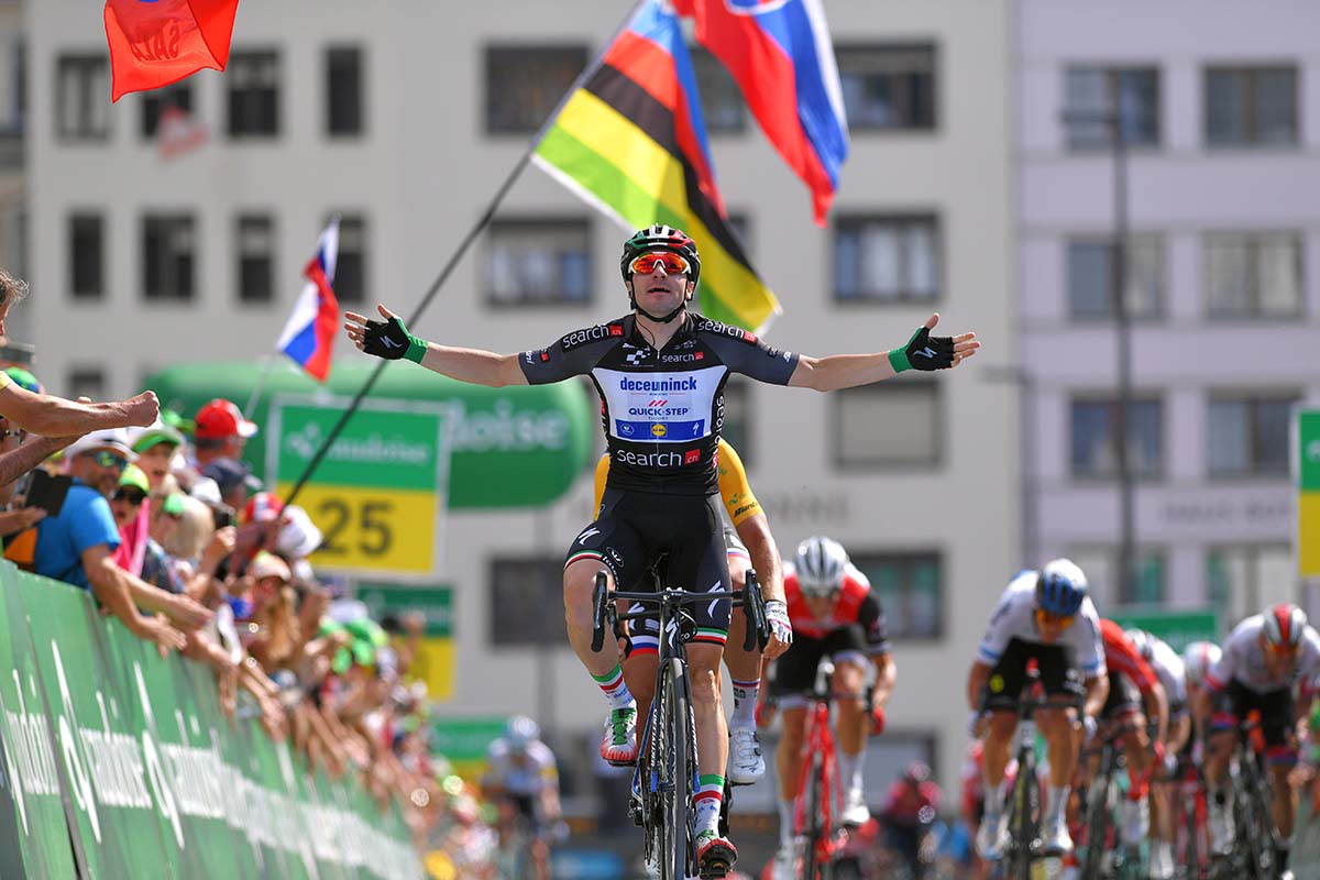 Elia Viviani vince la quinta tappa del Tour de Suisse (foto Getty Images)