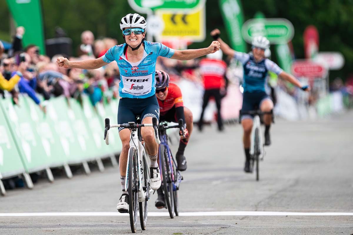 Lizzie Deignan vince la quinta tappa dell'OVO Energy Women's 2019 (foto SWpix)