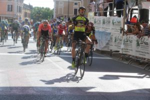Edoardo Zambanini vince a Castellucchio (foto Soncini)
