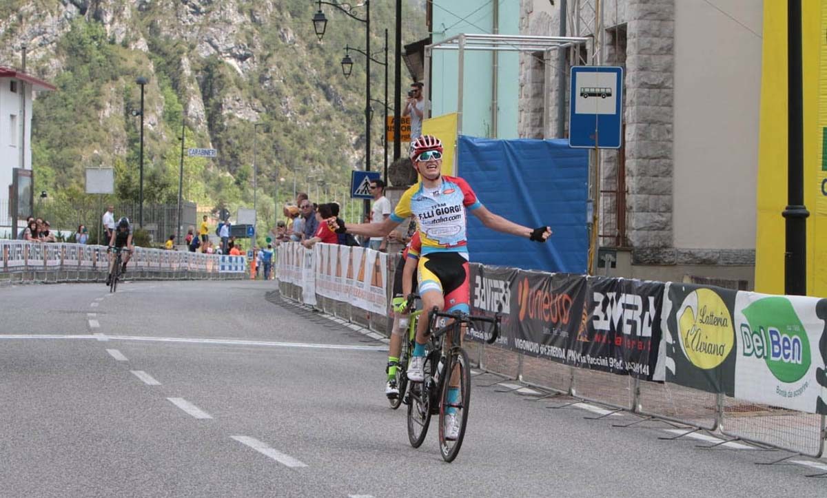 Mathias Vacek vince l'ultima tappa del Giro del Friuli Juniores