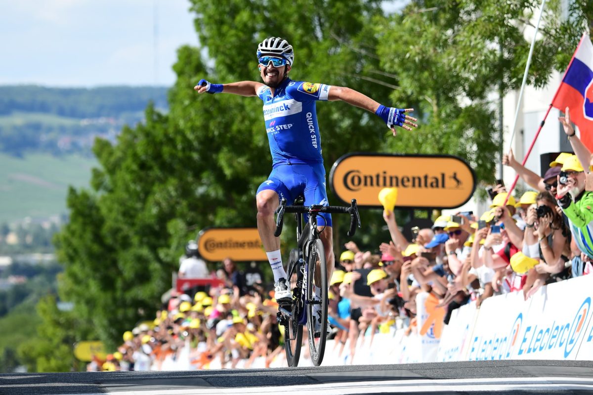 Julian Alaphilippe vince la terza tappa del Tour de France (foto ASO)