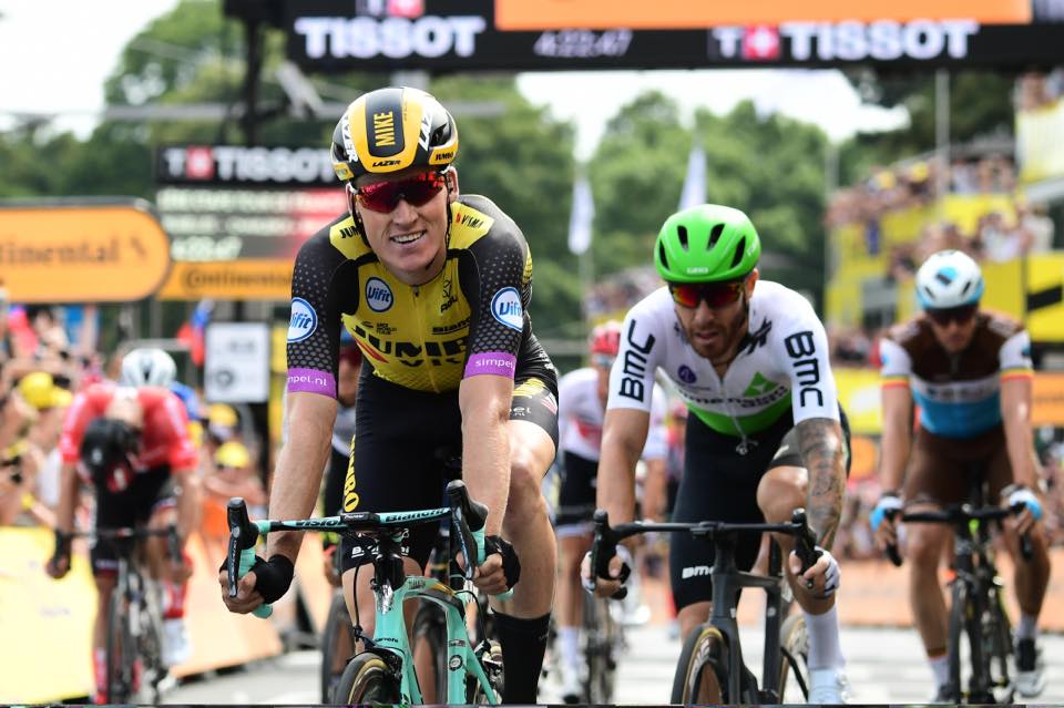Mike Teunissen vince a Bruxelles la prima tappa del Tour de France 2019 (foto ASO)
