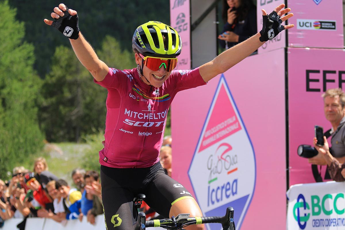 Annemiek Van Vleuten vince la quinta tappa del Giro Rosa (foto F. Ossola)