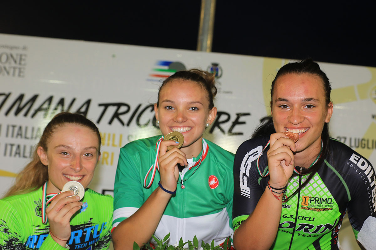 Il podio del Campionato Italiano Omnium Sprint Donne Allieve (foto Fabiano Ghilardi)