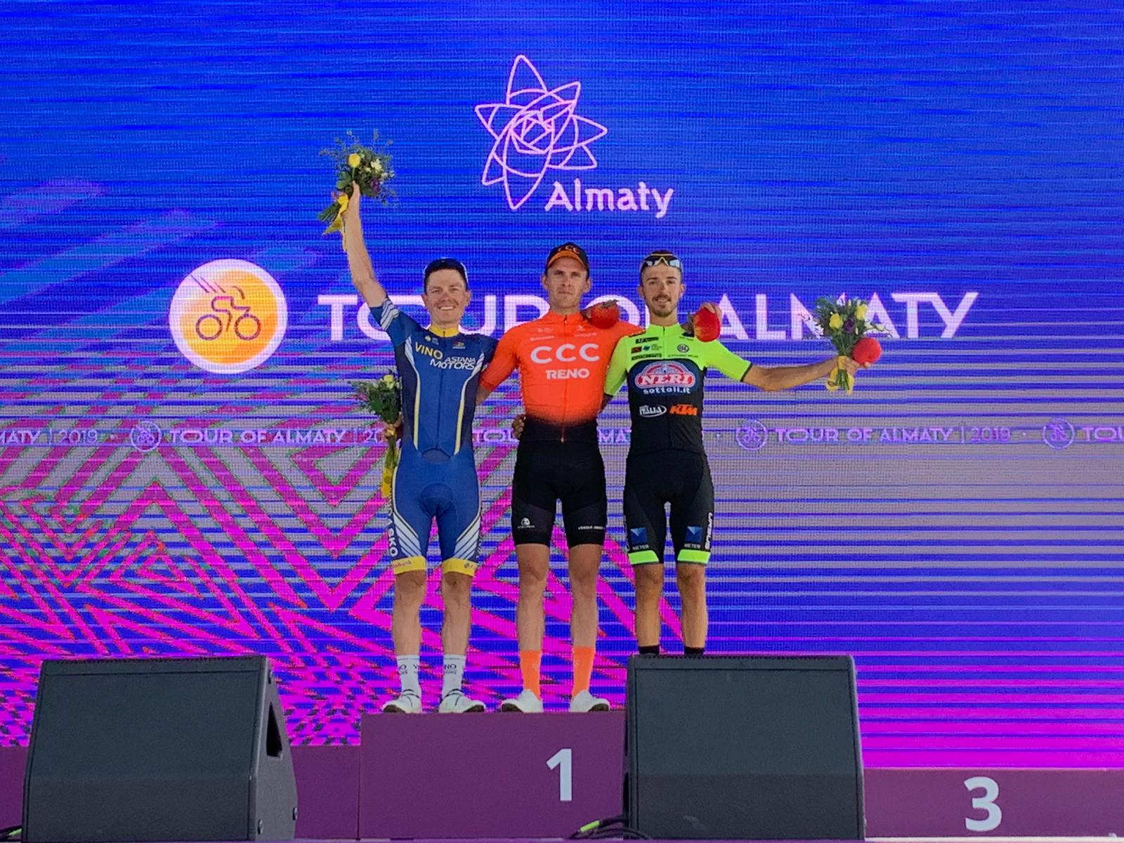 Il podio della prima tappa del Tour of Almaty