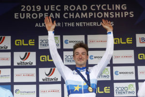 Elia Viviani campione europeo su strada ad Alkmaar (foto BettiniPhoto)