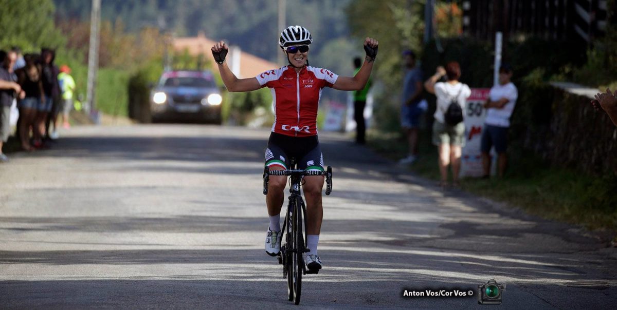 Marta Bastianelli vince la quinta tappa del Tour de l'Ardeche (foto Cor Vos / Team Virtu Cycling)