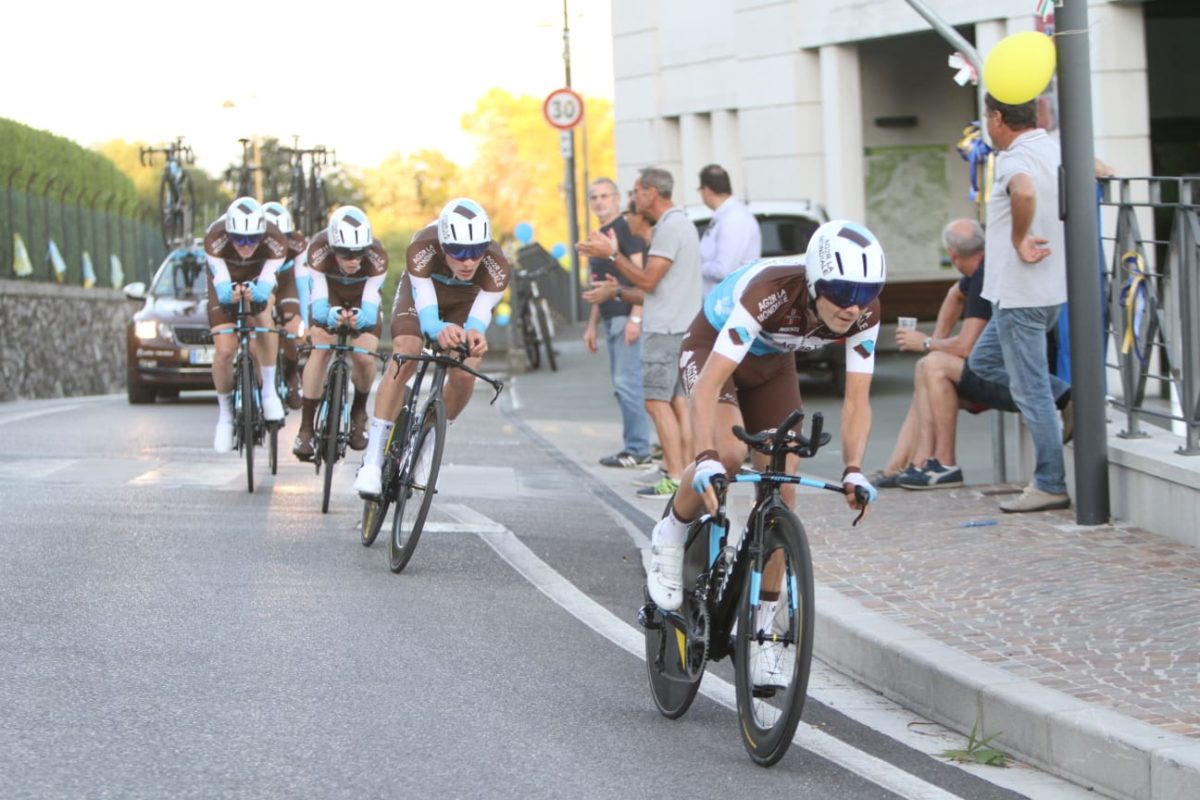 La Chambery Cyclisme Formation vince la cronosquadre del Giro del Friuli U23