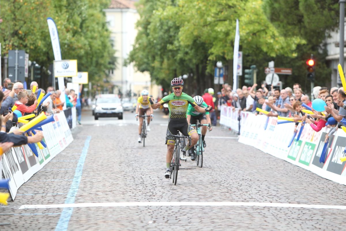 Francesco Di Felice vince la terza tappa del Giro del Friuli 2019