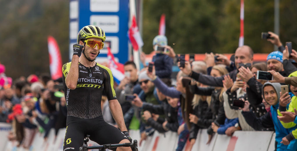 Adam Yates vince la quinta tappa della CRO Race