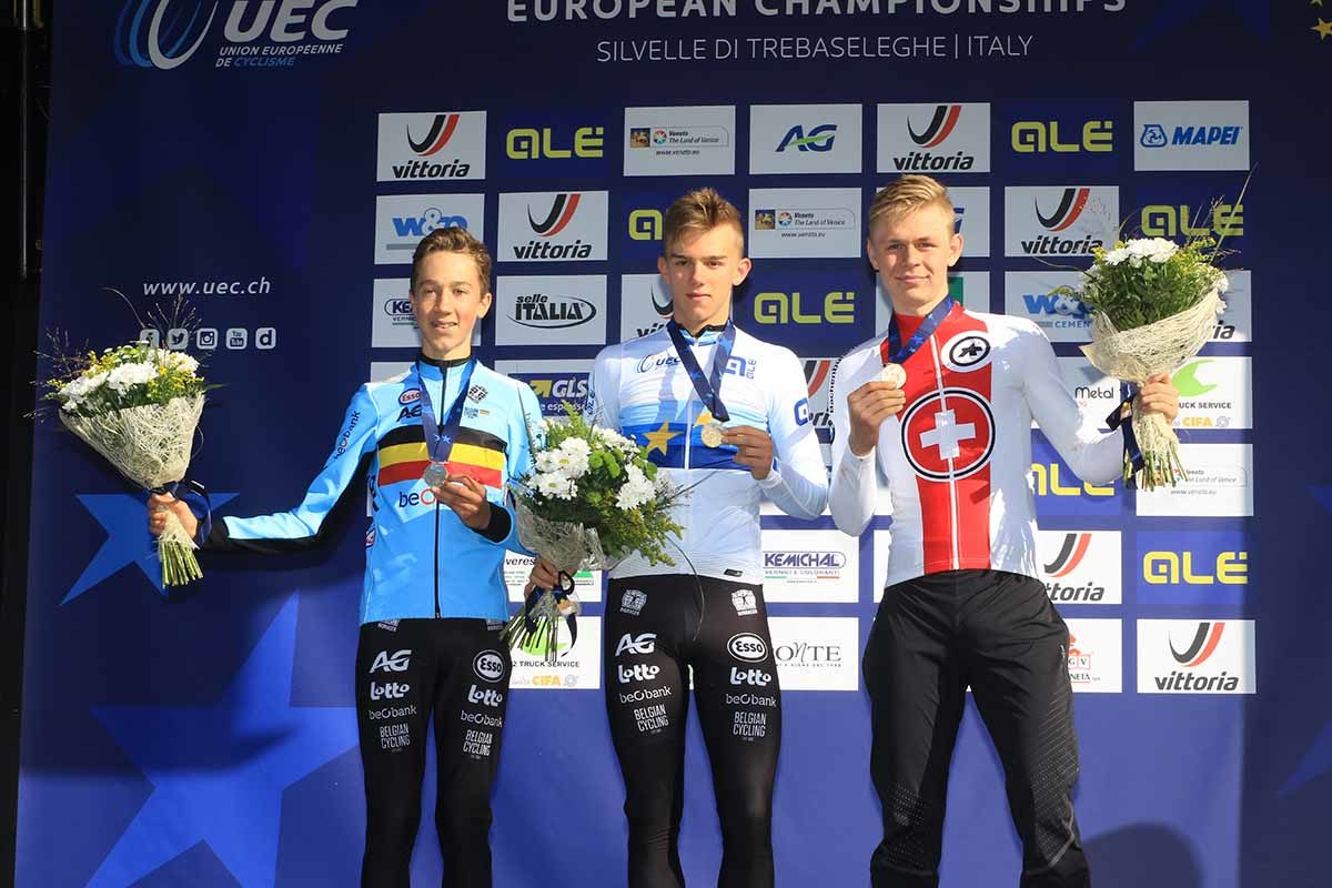Il podio del Campionato Europeo Ciclocross Juniores a Silvelle (foto Fabiano Ghilardi)