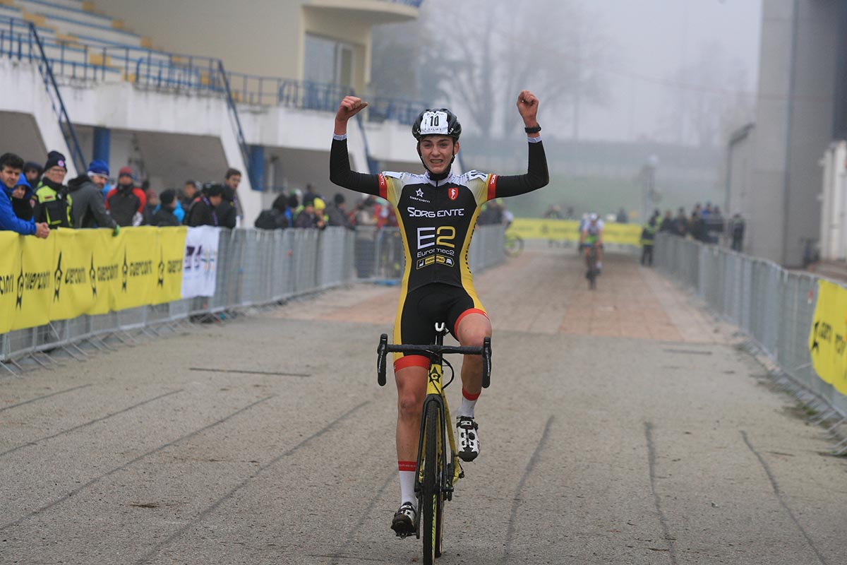 Andrea Dallago vince la gara Allievi 2° anno del Gp Guerciotti (foto Fabiano Ghilardi)