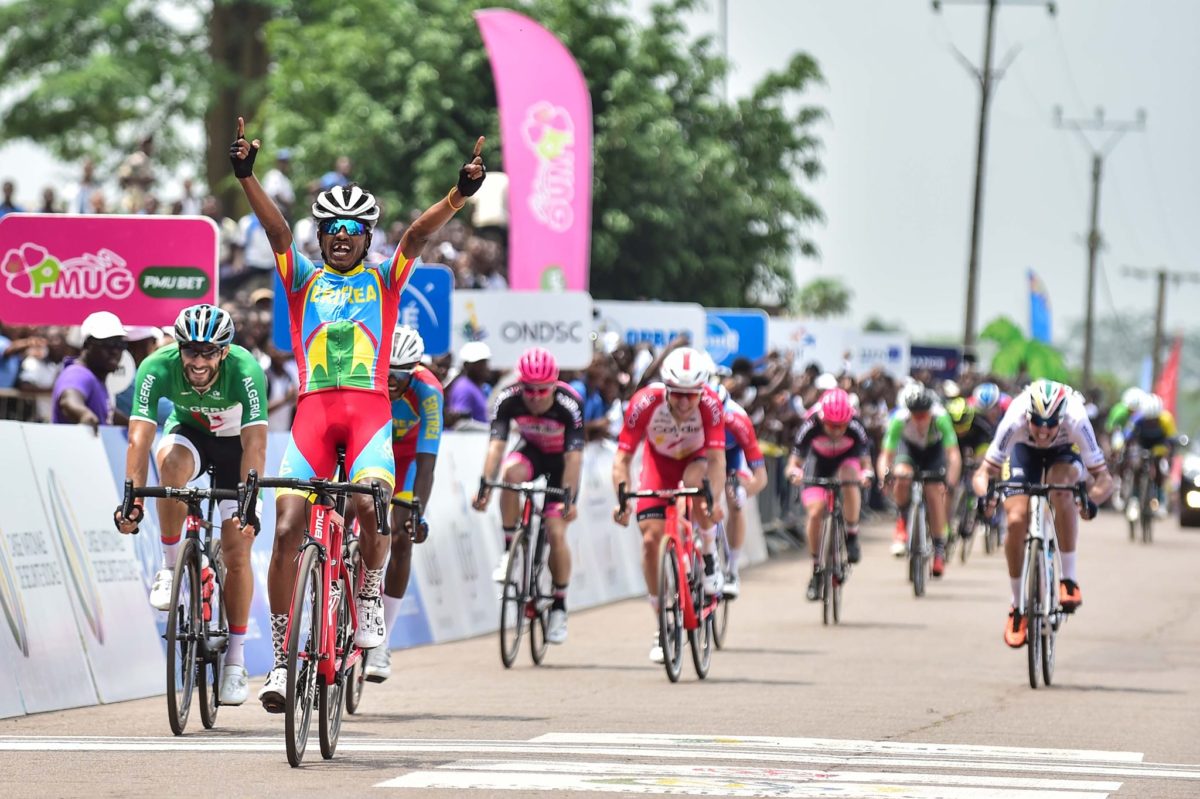 Natnael Tesfatsion vince la seconda tappa di La Tropicale Amissa Bongo 2020