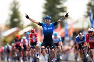 Giacomo Nizzolo vince la quinta tappa del Santo Tour Down Under 2020