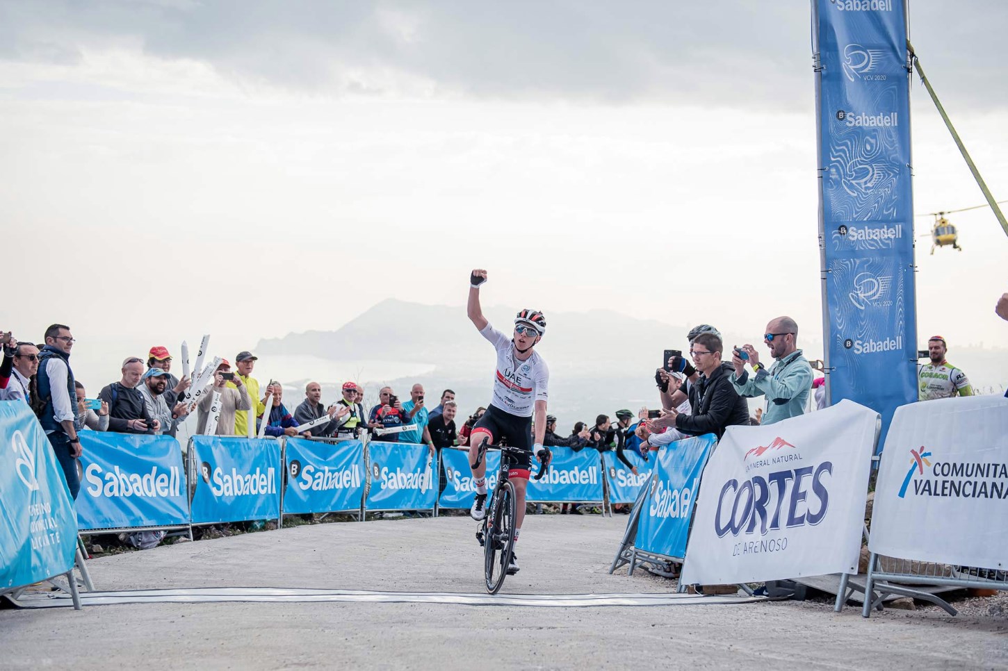 Tadej Pogacar vince la quarta tappa della Volta Valenciana