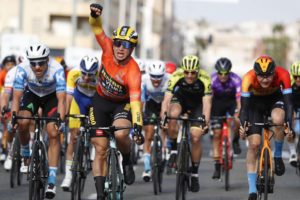 Dylan Groenewegen vince la terza tappa della Volta a la Comunitat Valenciana 2020