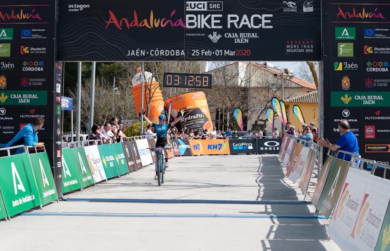 Eva Lechner vince la quarta tappa dell'Andalucia Bike Race