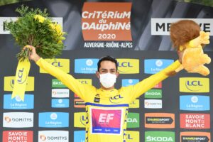 Daniel Martínez vincitore del Critérium du Dauphiné 2020 (foto A.S.O. / Alex Broadway)