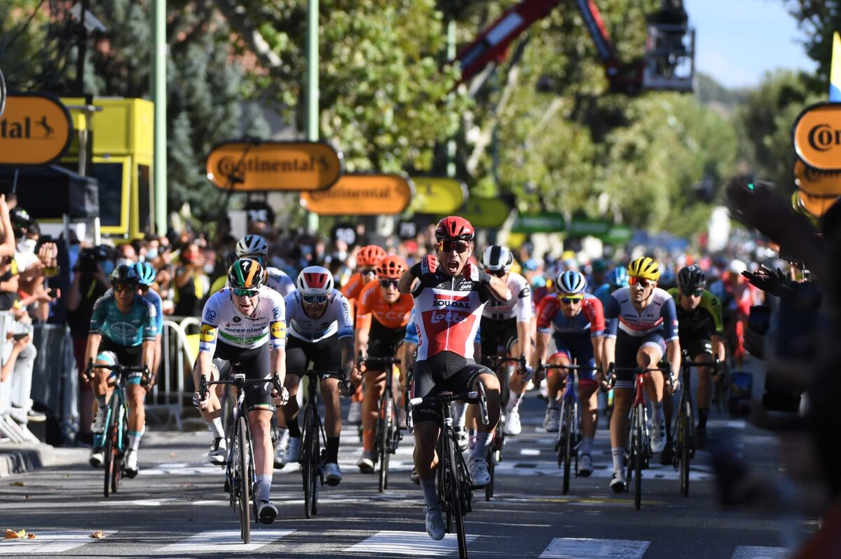 Caleb Ewan vince la terza tappa del Tour de France (foto A.S.O./P. Ballet)