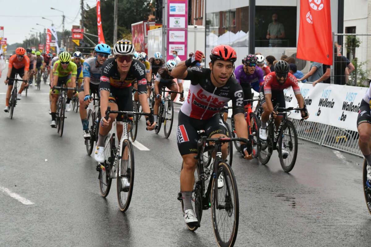 Caleb Ewan vince la prima tappa del Tour de Wallonie 2020 (foto @TourDeWallonie)