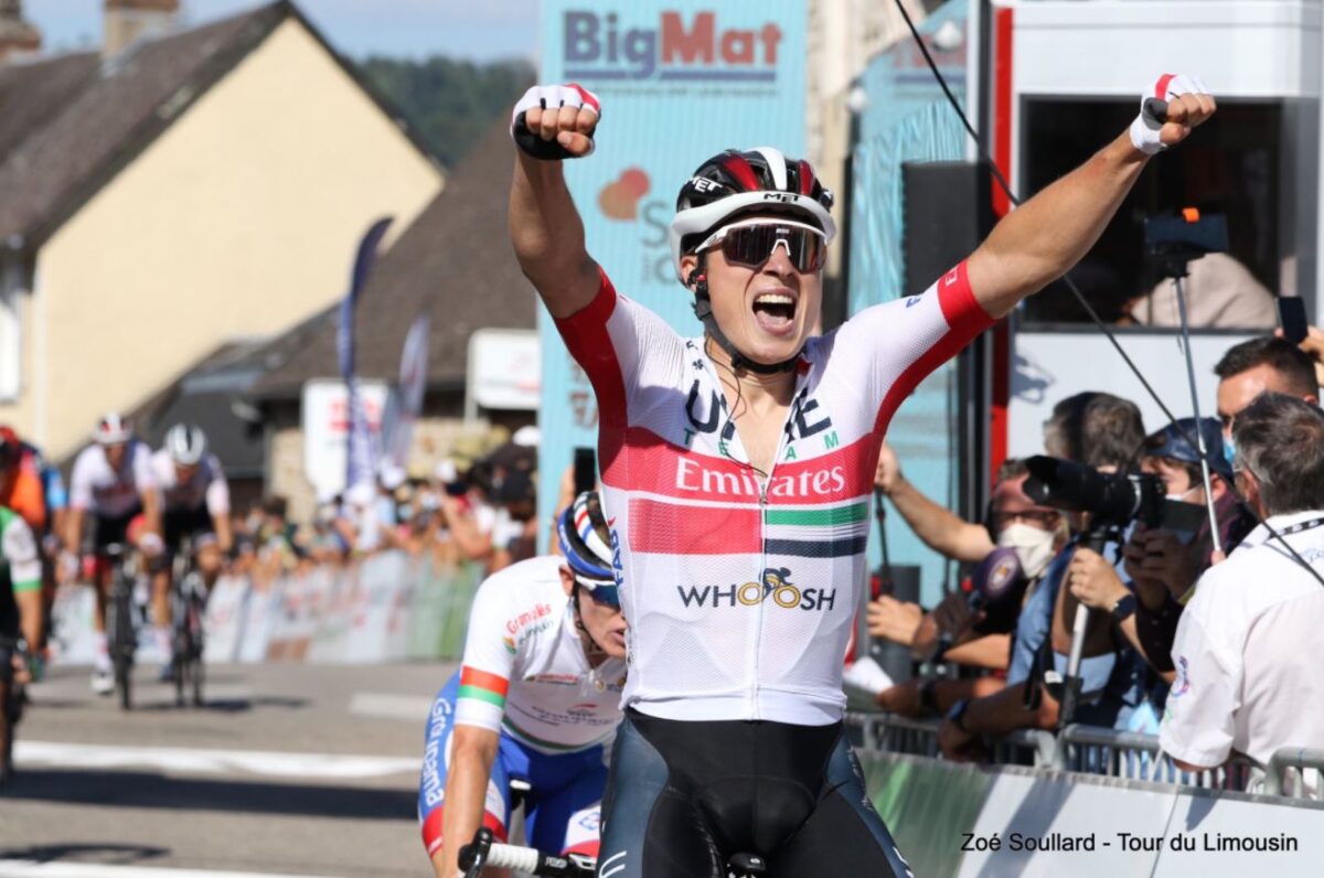 Jasper Philipsen vince la terza tappa del Tour de Limousin (foto Zoe Soullard / Tour de Limousine)