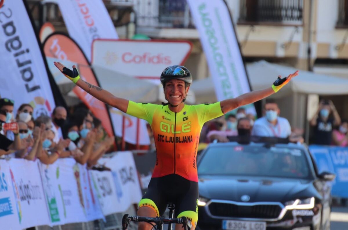 Mavi Garcia vince il Campionato Spagnolo strada (foto @RFEC)