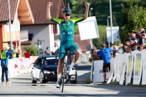 Andrew Ponomar vince la prima tappa del Grand Prix Rüebliland