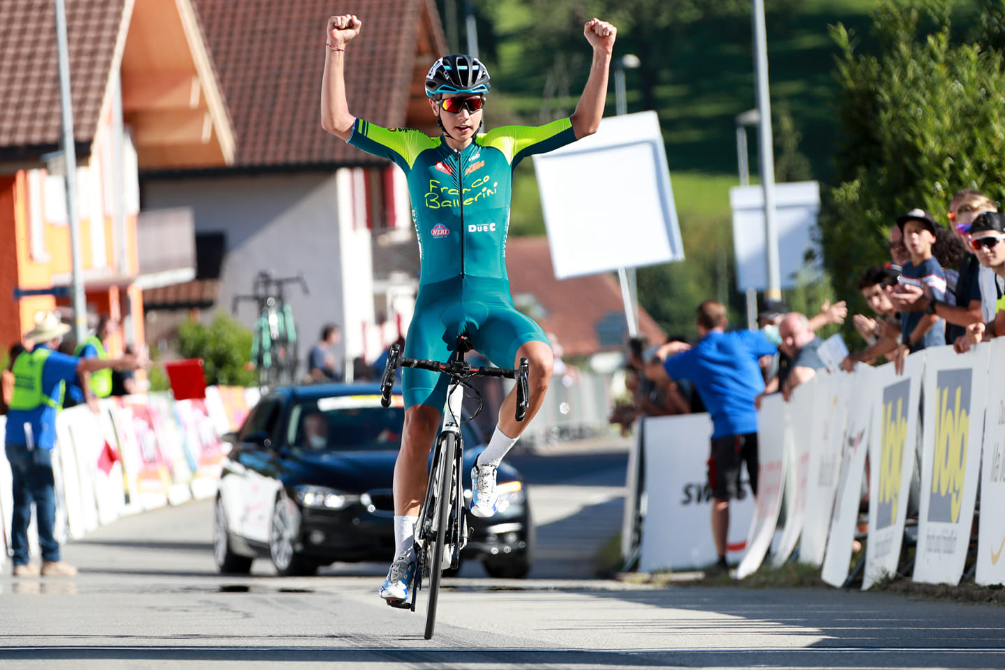 Andrew Ponomar vince la prima tappa del Grand Prix Rüebliland