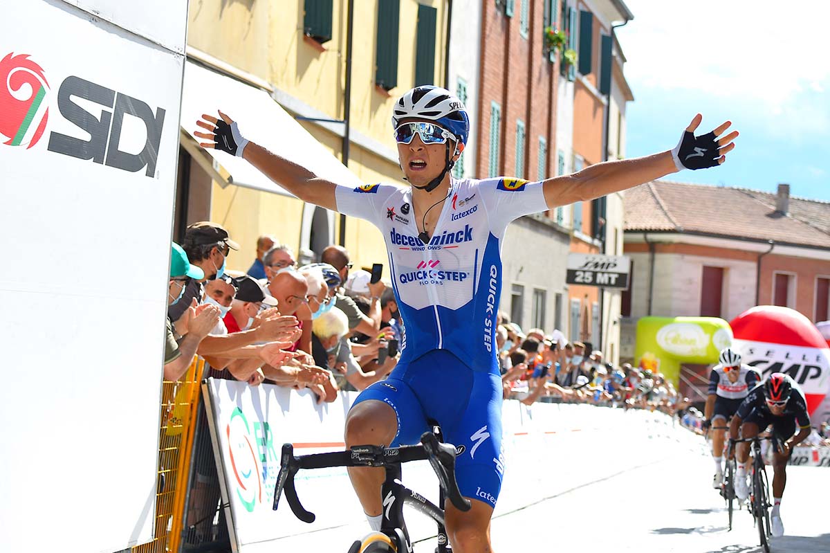 Andrea Bagioli vince la seconda tappa della Settimana Coppi e Bartali 20202 (foto BettiniPhoto)