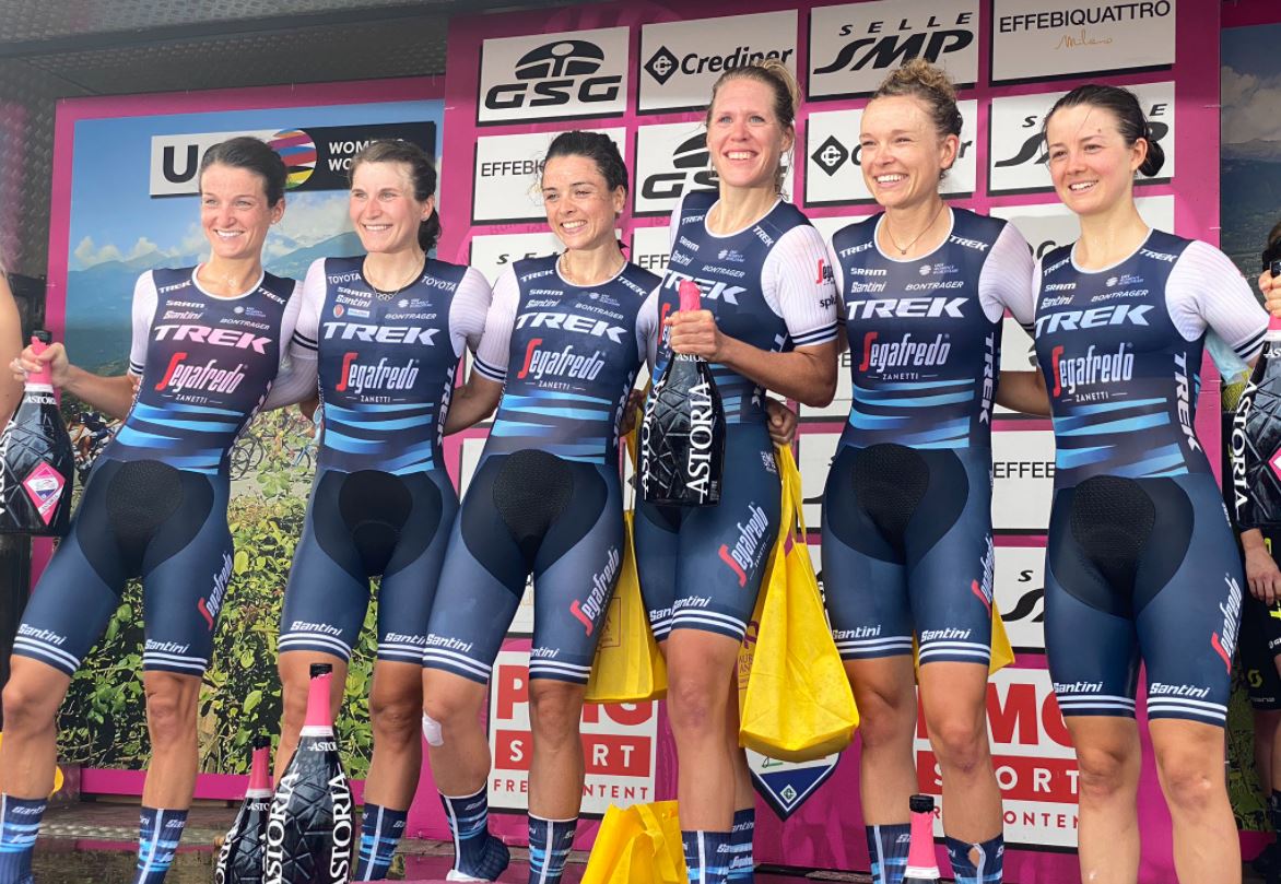 La Trek-Segafredo vince la cronosquadre di apertura del Giro Rosa 2020