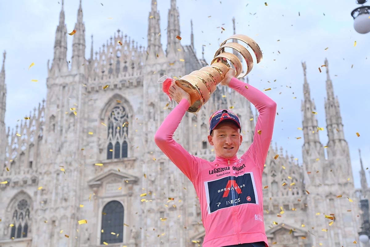 Tao Geoghegan Hart vincitore del Giro d'Italia 2020 (foto LaPresse)