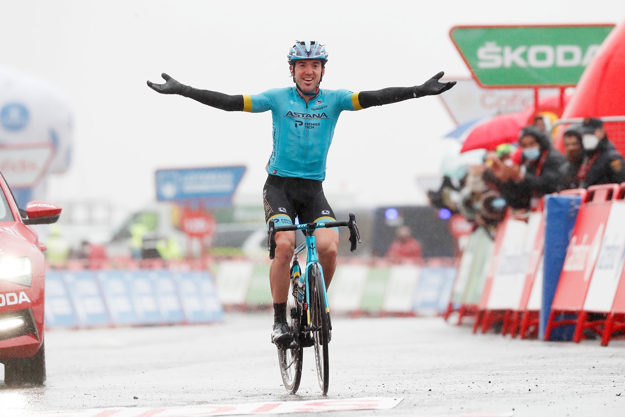 Ion Izagirre vince la sesta tappa della Vuelta a Espana 2020 (foto Unipublic - Photogomez Sport)