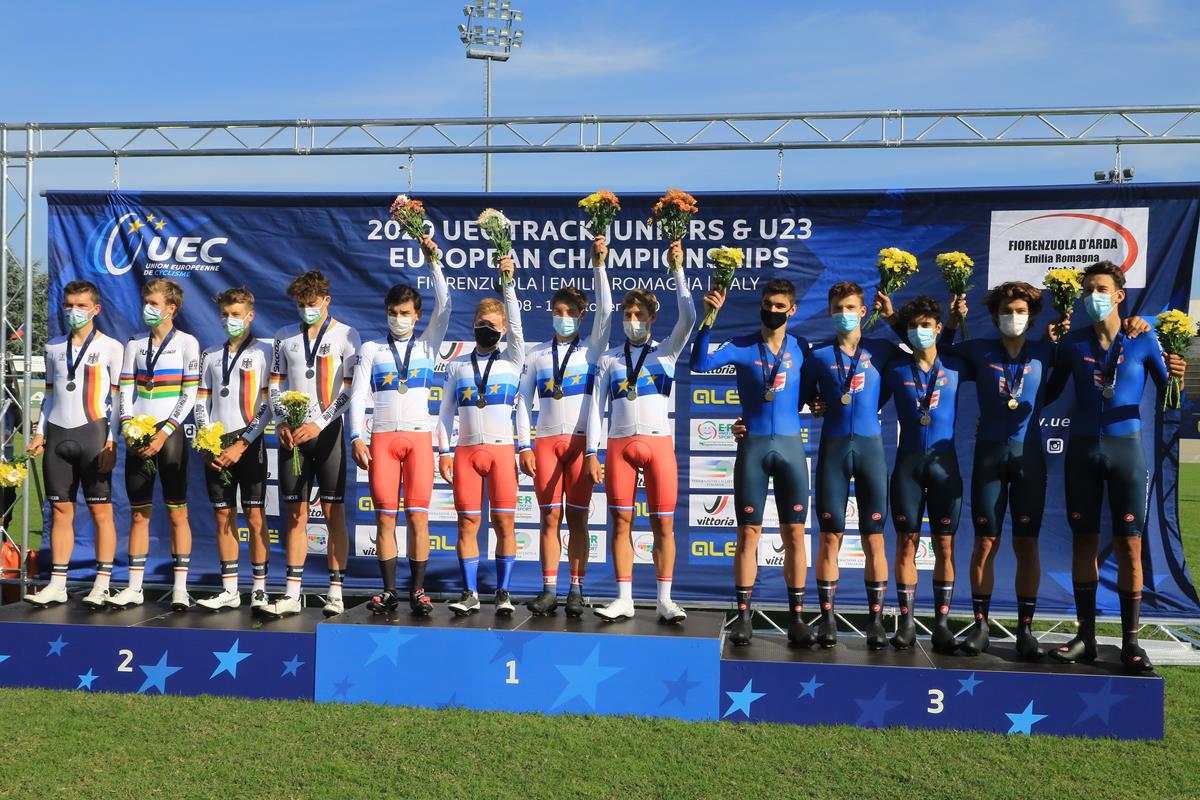 Il podio dei Campionati Europei dell'Inseguimento a squadre Juniores a Fiorenzuola (foto Fabiano Ghilardi)
